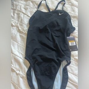 NIKE women’s black Pily Core Black classic one piece swimsuit size 36/10